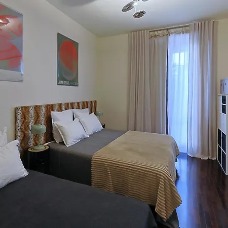 Rue De La Paix Full Ac Apartment